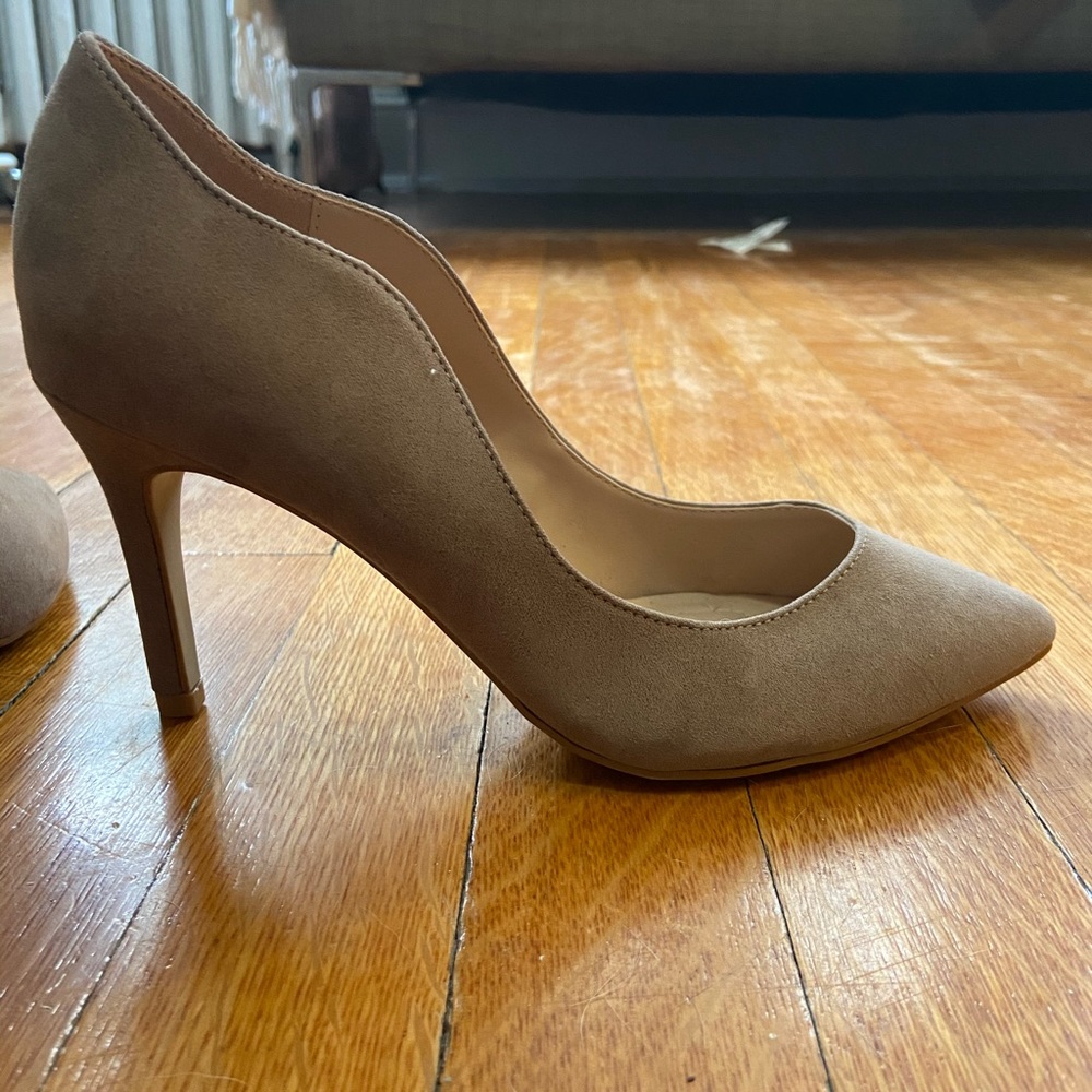Beige nude Kelly & Katie heels